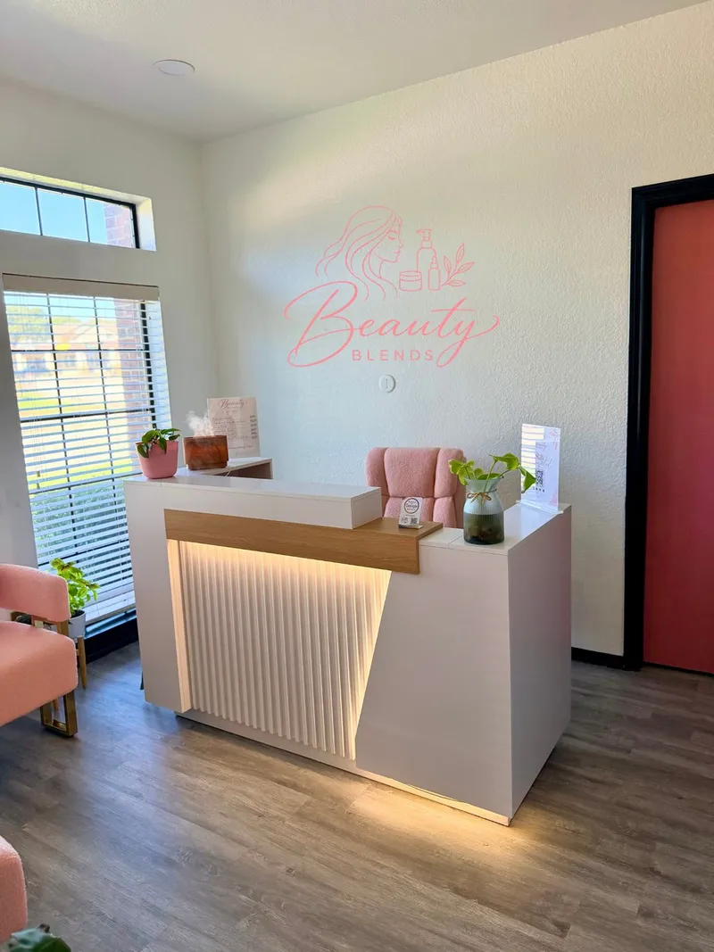 Reception desk and entrance at Beauty Blends
